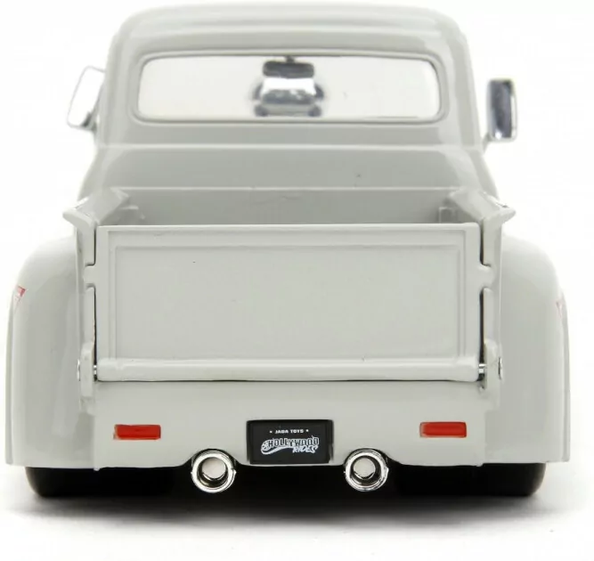 Street Fighter 1956 Ford Pickup 1:24 - tantis.pl