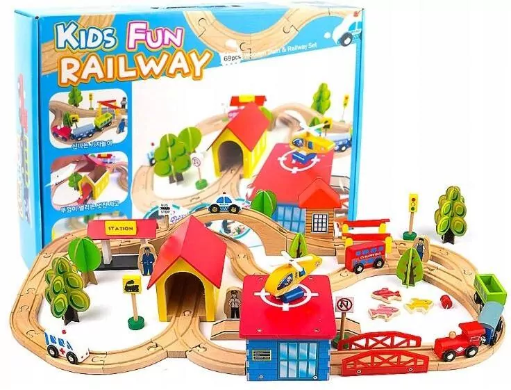 Drewniany tor kolejka: Autka, helikopter, drzewa... - tantis.pl