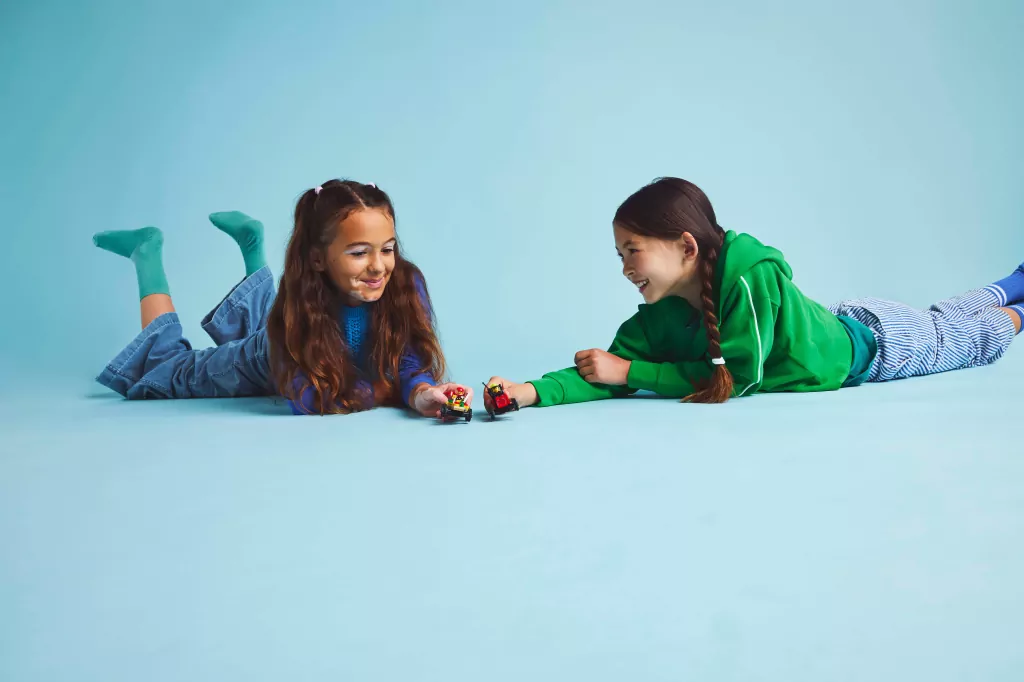 LEGO® Zestaw wyścigówek: pizza kontra wóz strażacki 60458 - tantis.pl