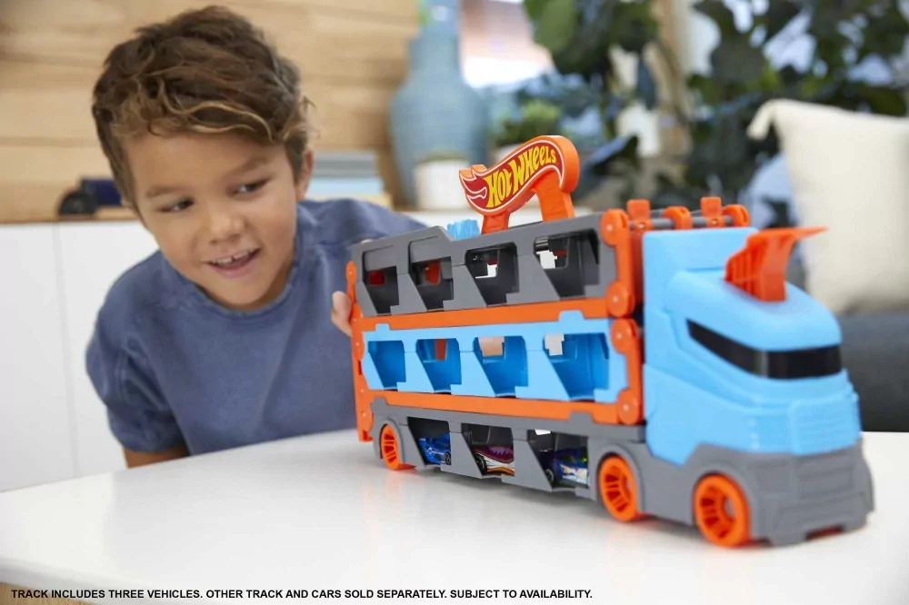 Hot Wheels City Wyścig transporter 2w1 - tantis.pl