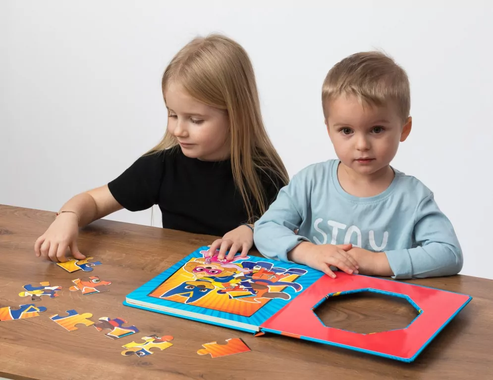 Psi Patrol. Książka z puzzlami - tantis.pl