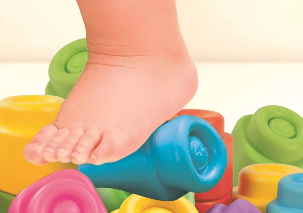 Wiaderko - pies i szczeniaczek Clemmy - tantis.pl