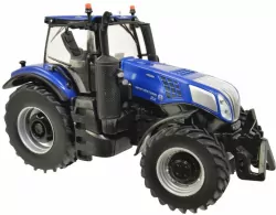 Britains New Holland traktor T8