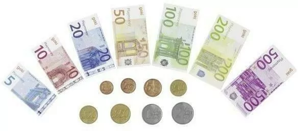 Goki. Papierowe pieniądze - tantis.pl