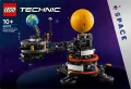 LEGO® Technic. Planeta Ziemia i Księżyc na orbicie 42179 - tantis.pl