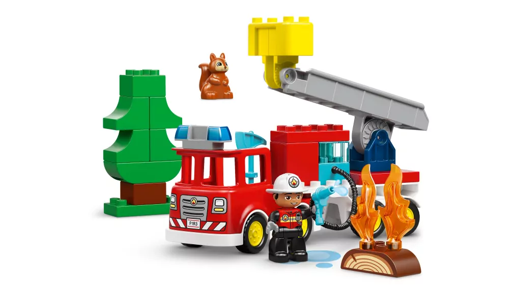 LEGO® Duplo. Wóz strażacki z wężem i strażaki 10473 - tantis.pl