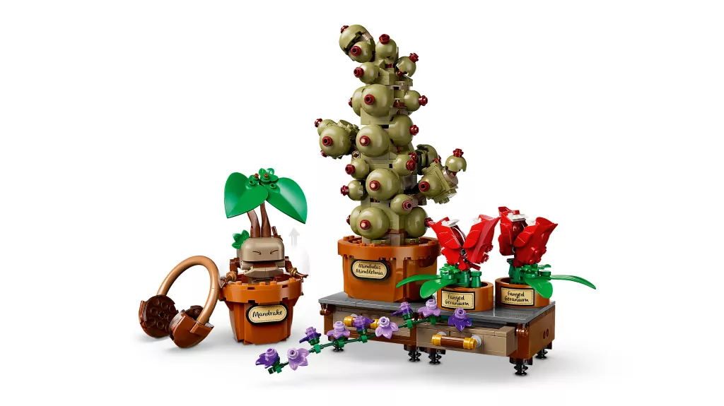 LEGO® Rośliny z lekcji zielarstwa w Hogwarcie 76474 - tantis.pl