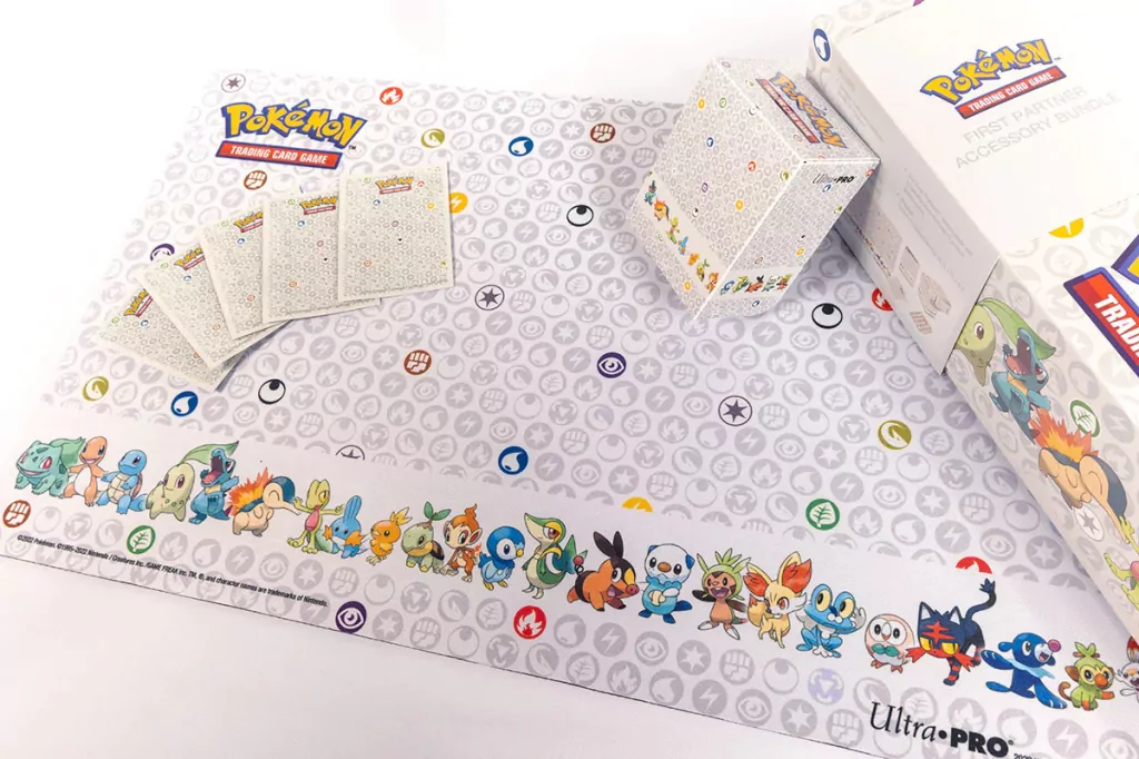 Ultra Pro: Pokemon First Partner Accessory Bundle - tantis.pl