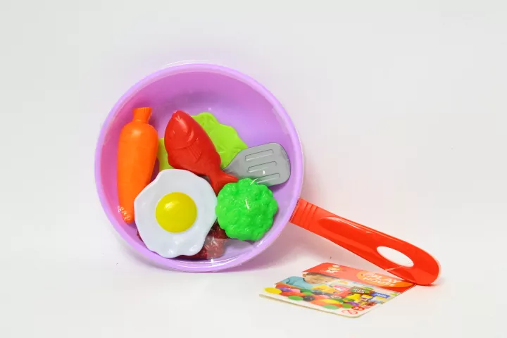 Patelnia z produktami - tantis.pl