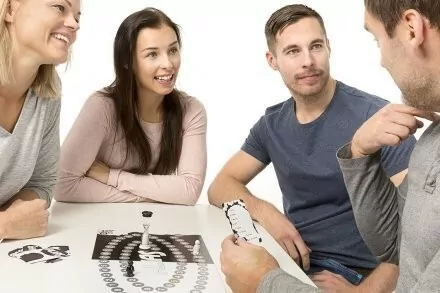 Alias. Kobiety vs mężczyźni - tantis.pl
