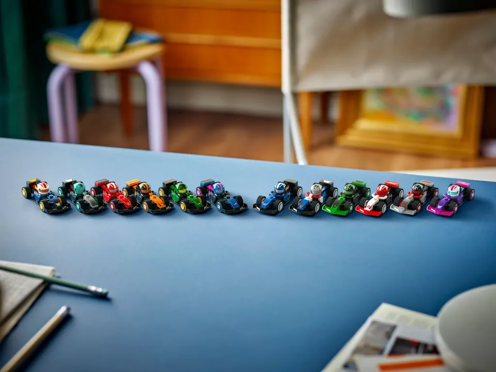 LEGO® Kolekcjonerskie bolidy F1® 71049 - tantis.pl
