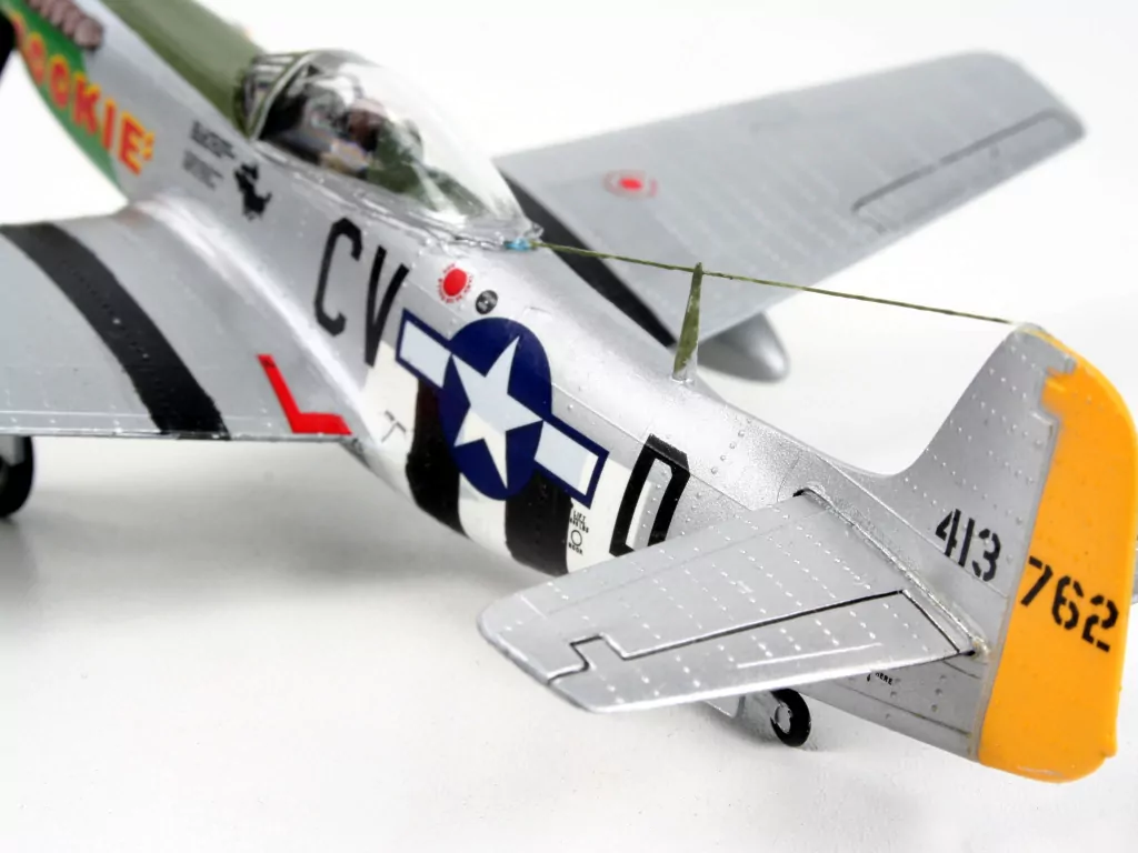 Samolot 1:72 04148 P51D Mustang  Revell - tantis.pl