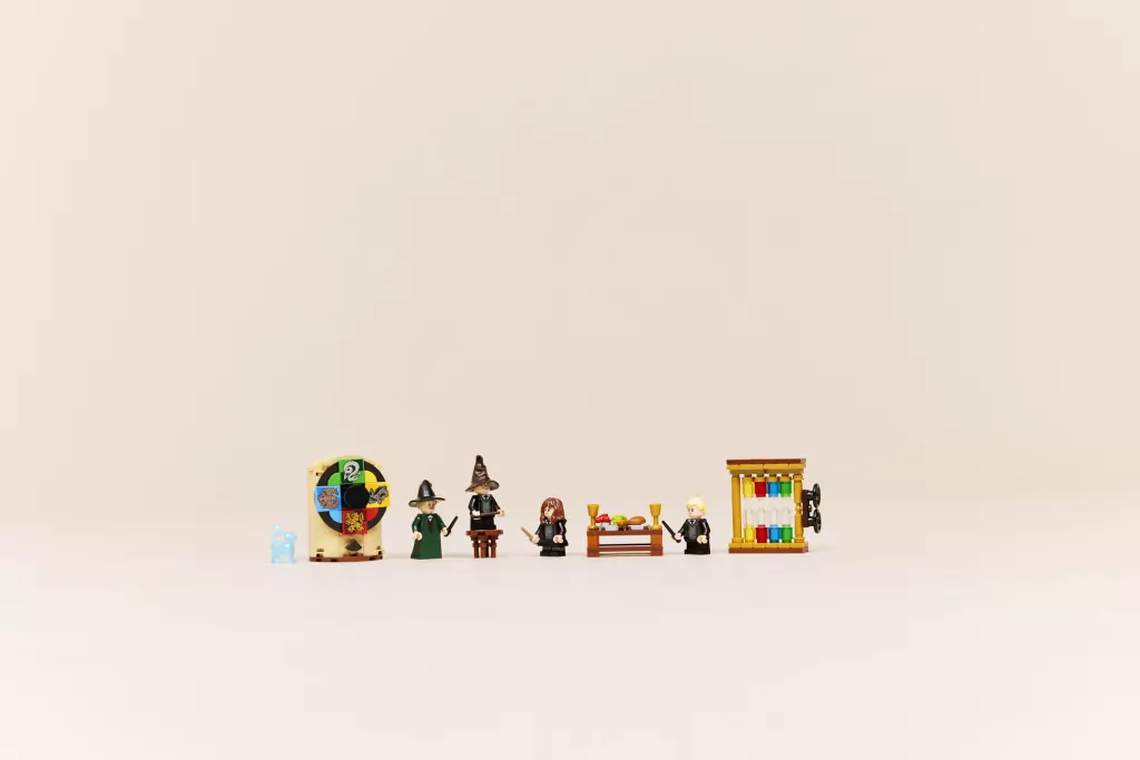 LEGO® Harry Potter. Zamek Hogwart: Ceremonia 76460 - tantis.pl
