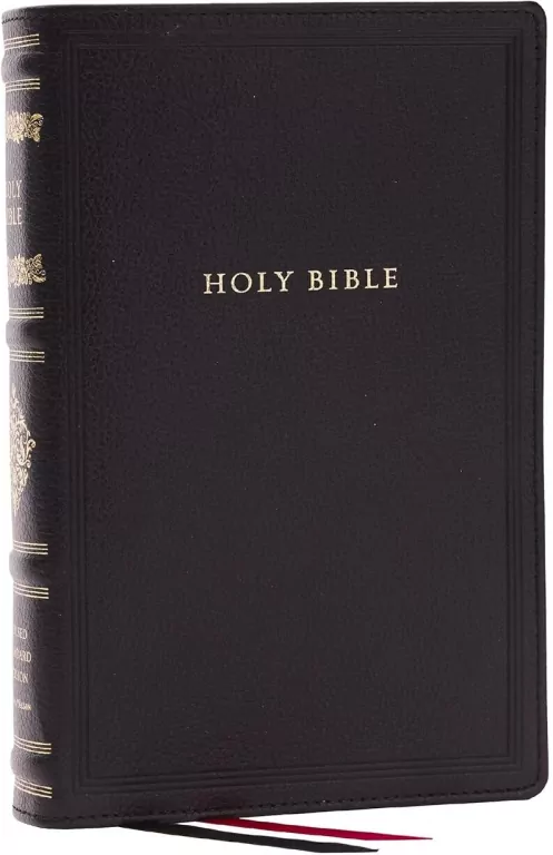 Holly Bible with Cross References - tantis.pl