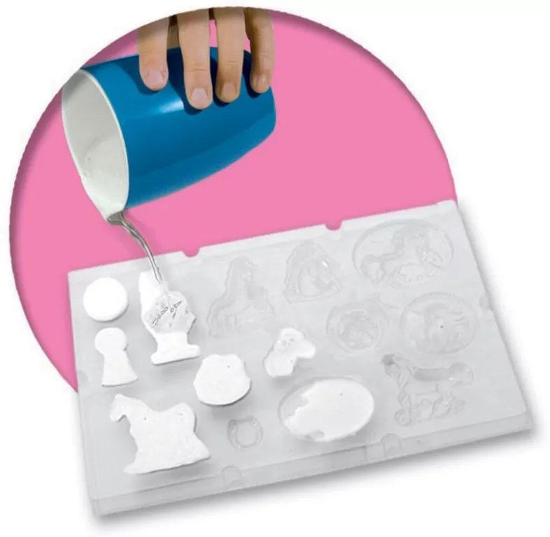 Bajkowe Konie z brokatem. Odlewy gipsowe - tantis.pl