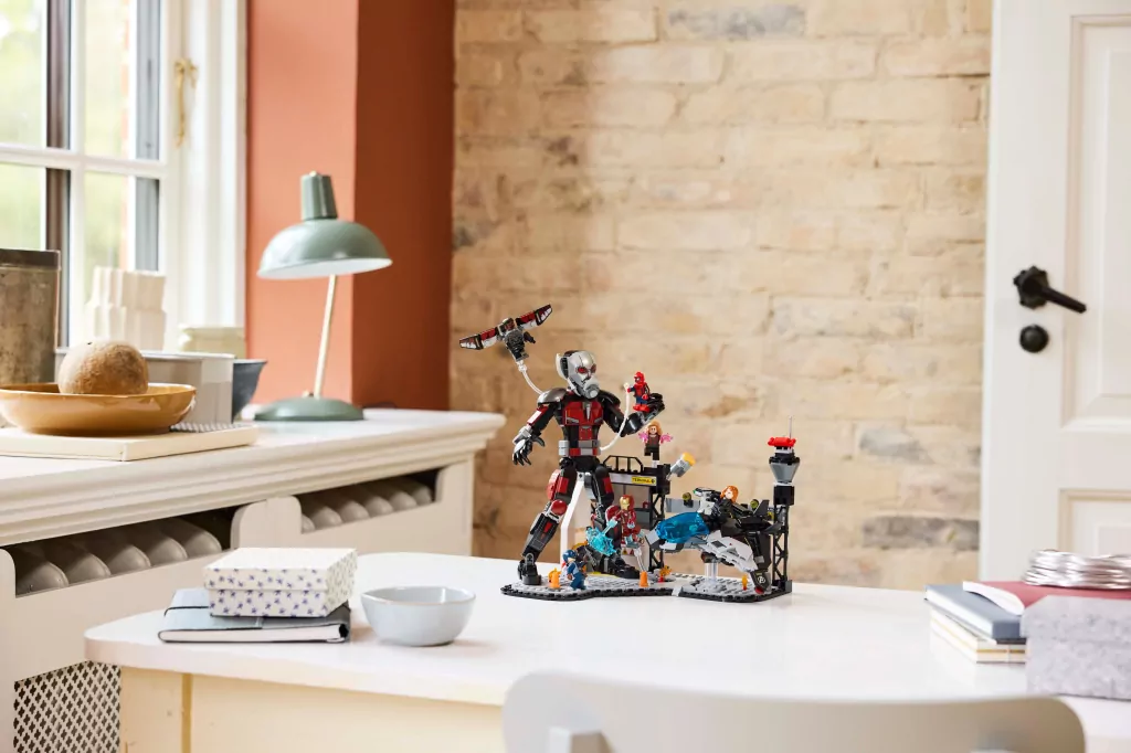 LEGO® Kapitan Ameryka: Wojna bohaterów — bitwa 76314 - tantis.pl