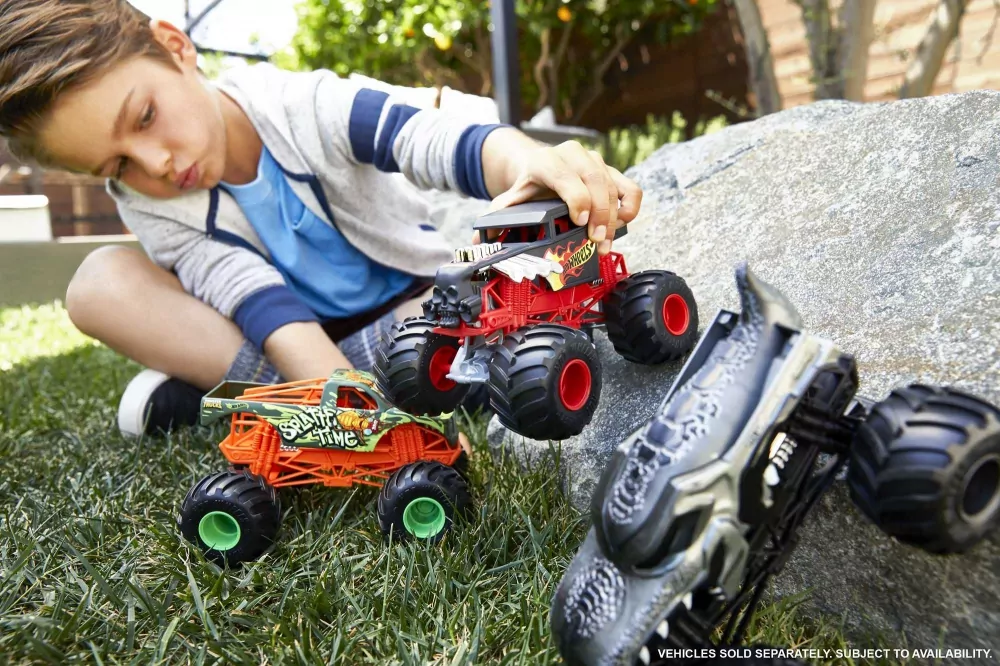 Hot Wheels Monster Trucks Pojazd 1:24 - tantis.pl