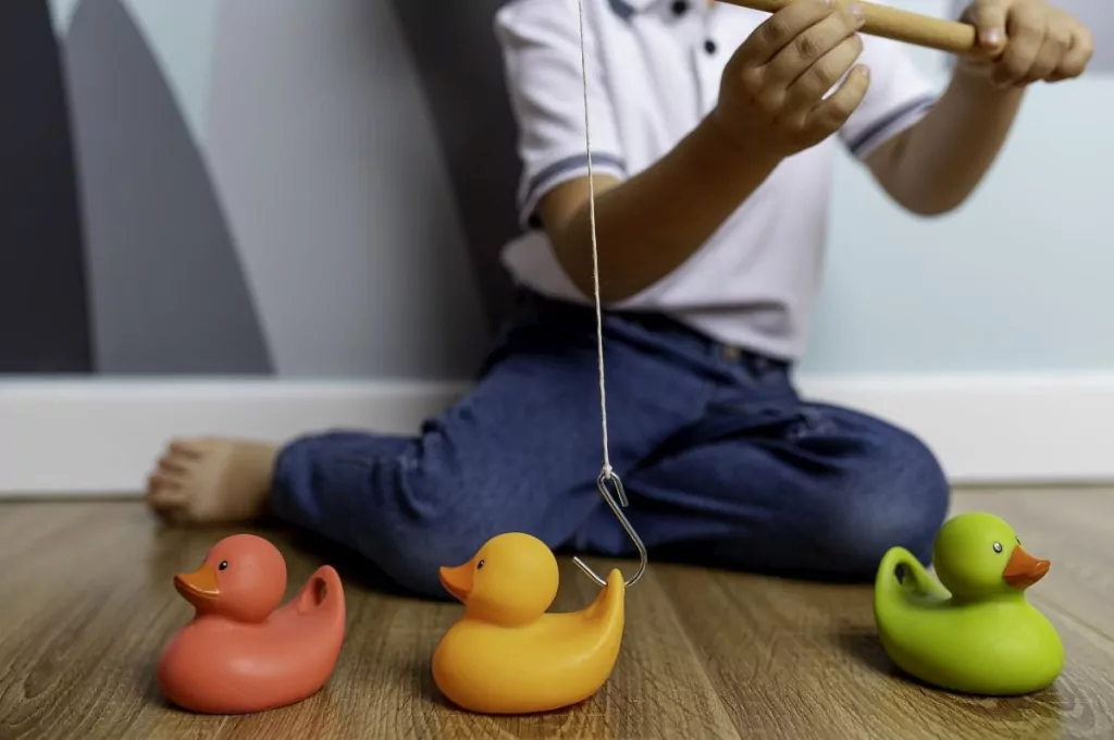 Łowienie kaczek, kaczki z wędką - tantis.pl