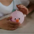 Lampka nocna LED Rybka rozdymka różowa - tantis.pl