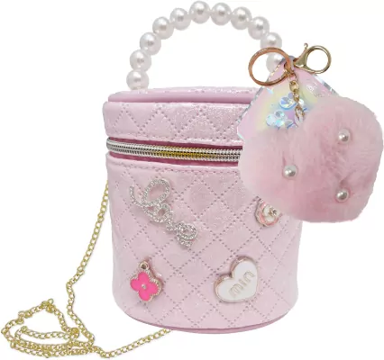 Okrągła torebeczka z breloczkiem