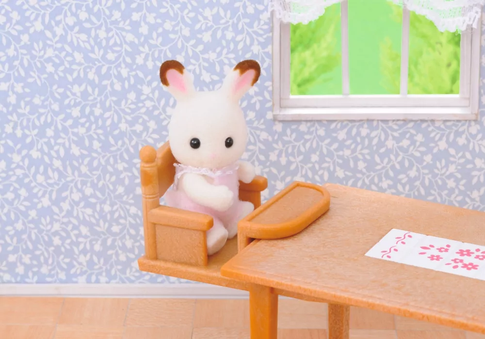 Stół i krzesła do jadalni. Sylvanian Families - tantis.pl