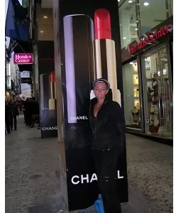 Mariola Przyjemska. Konsumpcja konstrukcja i melancholia - tantis.pl