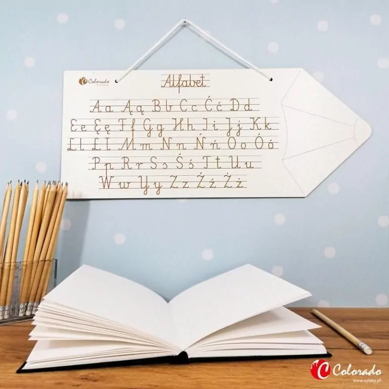 Znam swój alfabet. Tablica drewniana - tantis.pl