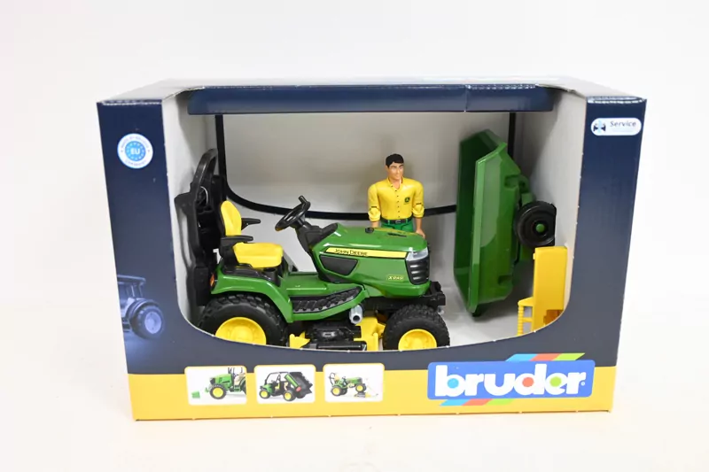 Traktorek John Deere, z figurką ogrodnika - tantis.pl