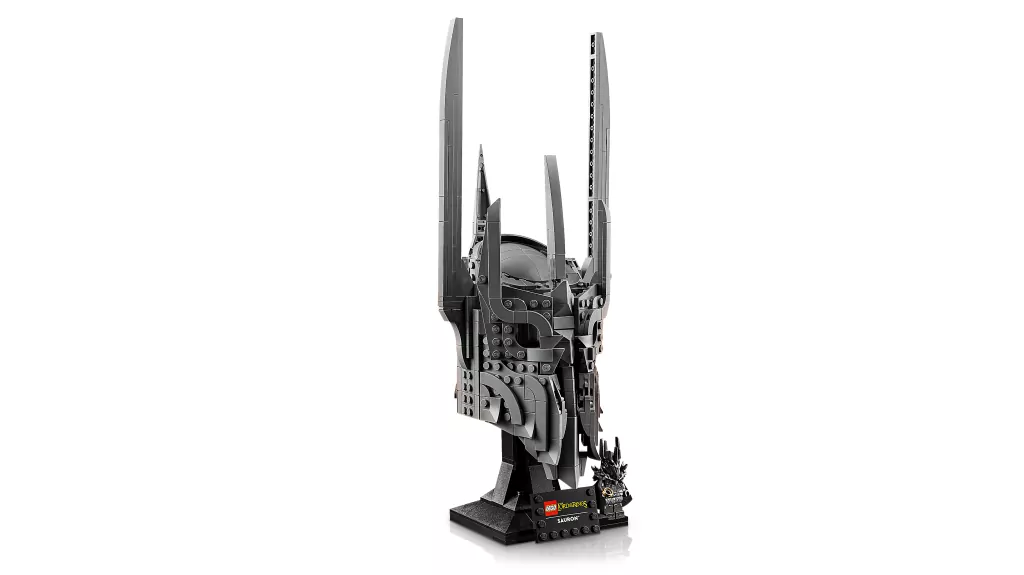 LEGO® Władca pierścieni: Hełm Saurona 11373 - tantis.pl