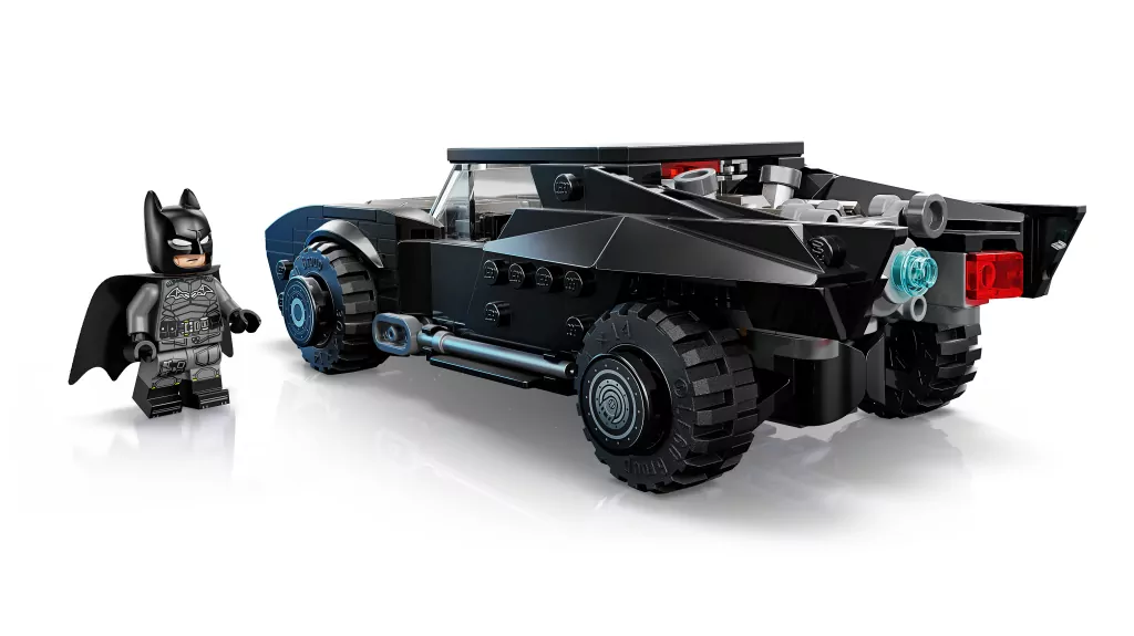 LEGO® Batmobil™ z filmu Batman™ 76332 - tantis.pl