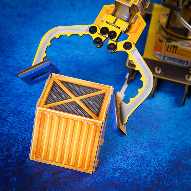 Cubic Fun. National Geographic. Robotyczne ramię hydrauliczne - tantis.pl