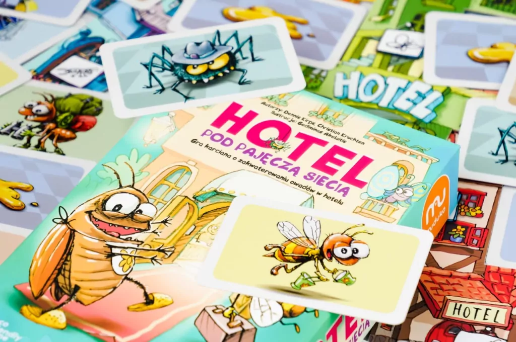 Hotel pod pajęczą siecią. Gra karciana o zakwaterowaniu owadów w hotelu. MUDUKO - tantis.pl