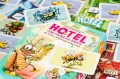 Hotel pod pajęczą siecią. Gra karciana o zakwaterowaniu owadów w hotelu. MUDUKO - tantis.pl