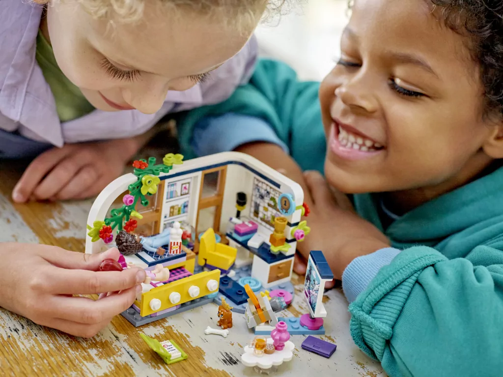 LEGO® Friends. Pokój Aliyi 41740 - tantis.pl
