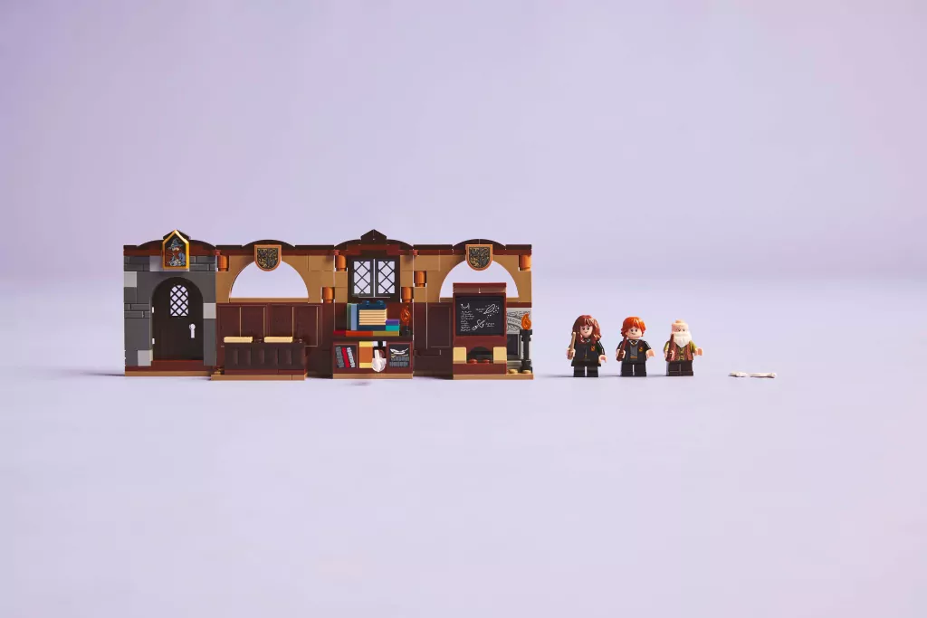 LEGO® Harry Potter. Zamek Hogwart™: Zajęcia z zaklęć i uroków 76442 - tantis.pl