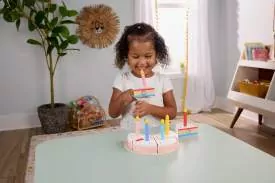 Fisher-Price Drewniany tort urodzinowy - tantis.pl