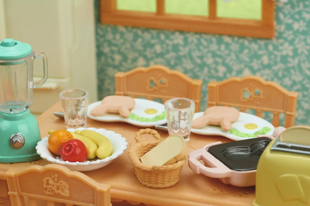Zestaw śniadaniowy z tosterem. Sylvanian Families - tantis.pl