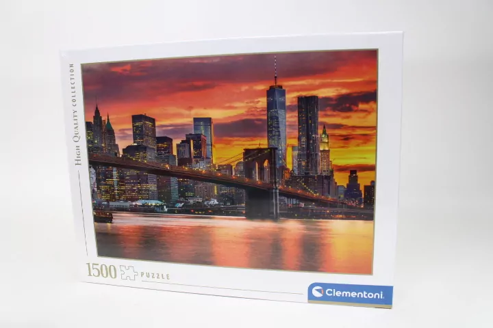 Puzzle 1500. East River at dusk - tantis.pl